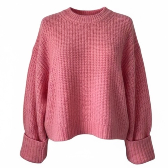 Zara Sweaters - Zara Pink‎ Crew Neck Sweater crop size large pre owned